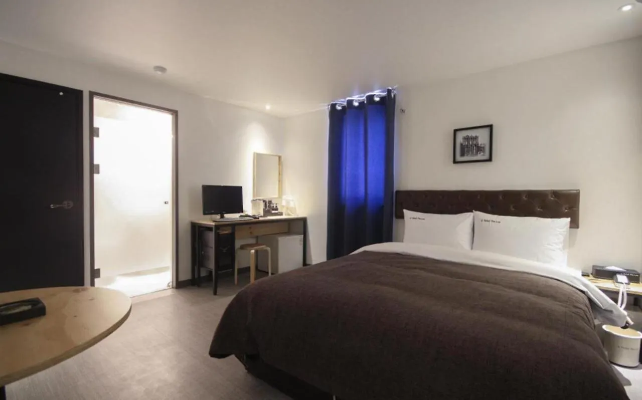 Hotel The Lua Busan 2*,  Südkorea