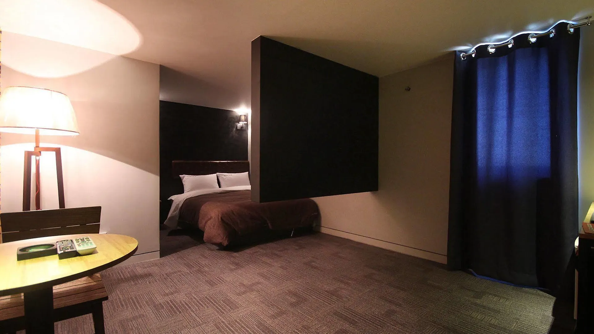 Motel Hotel The Lua Busan