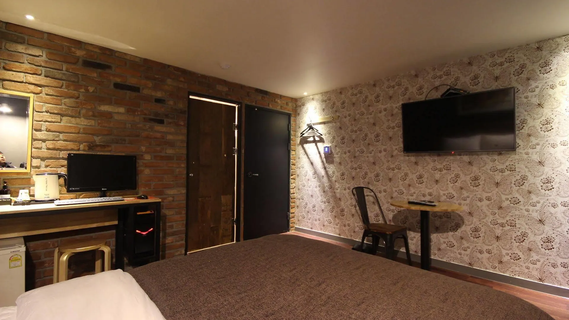 Motel Hotel The Lua Busan